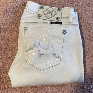 Miss Me white skinny jeans size 26